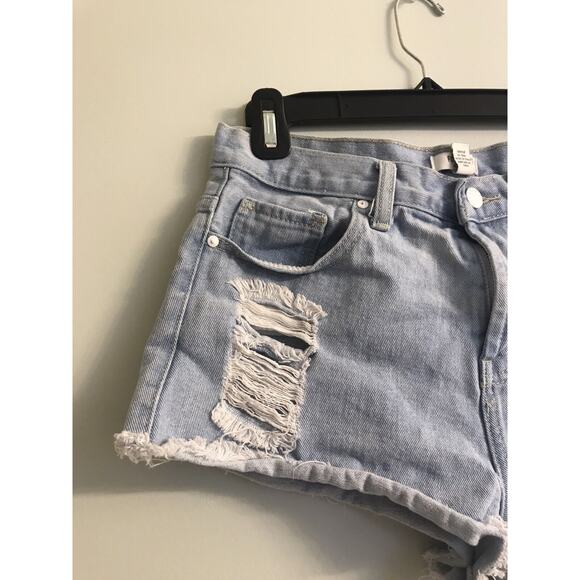 FOREVER 21 High Waisted Distressed Ripped Denim Jean Shorts Sz 28 Beach - Picture 4 of 11